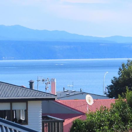 The Tuis Nest Villa Таупо Екстериор снимка