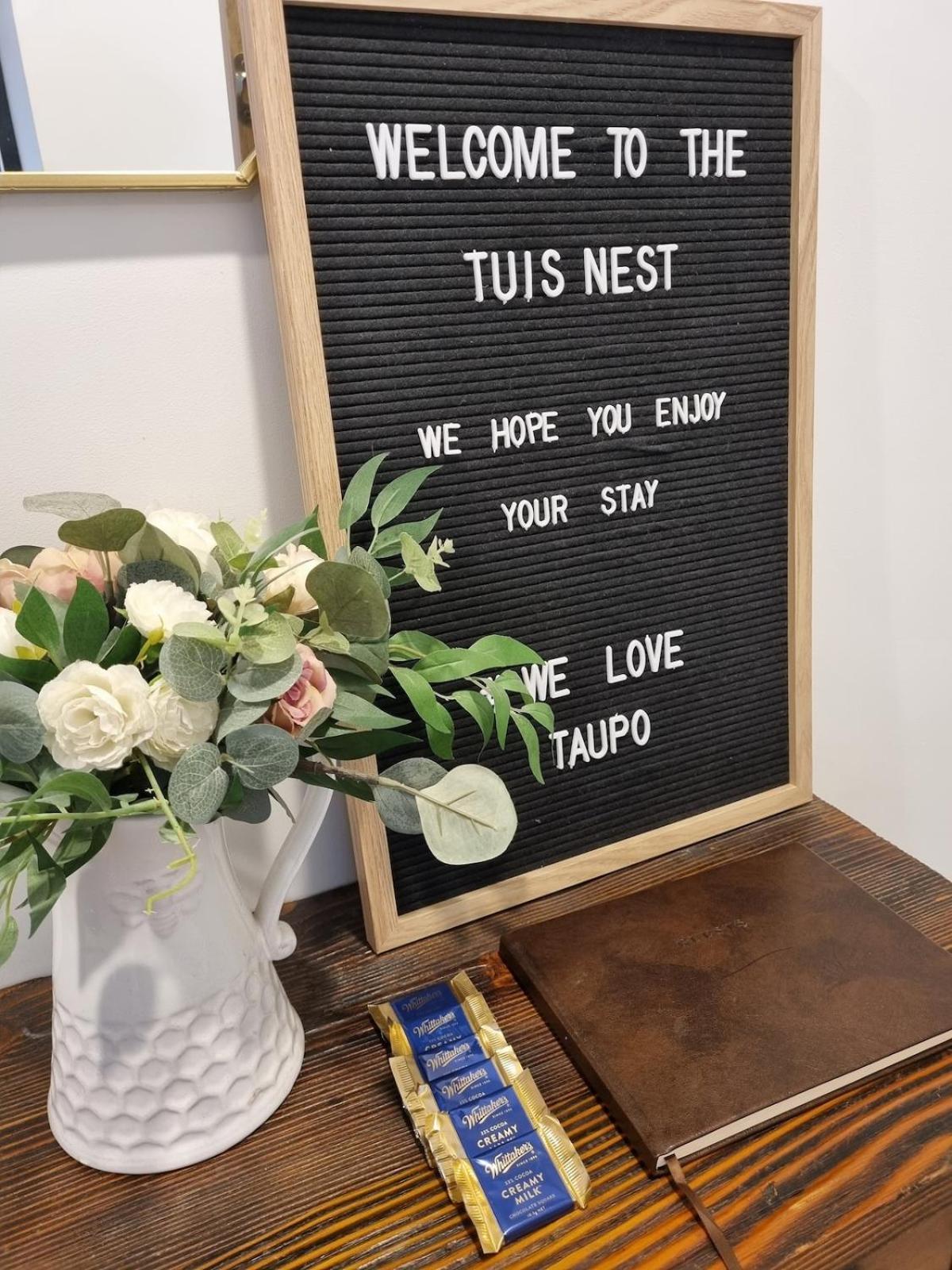 The Tuis Nest Villa Таупо Екстериор снимка
